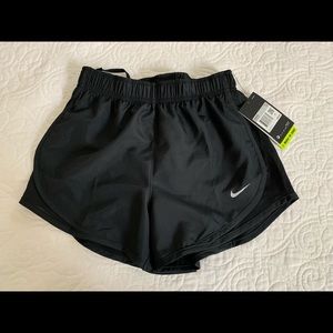 Nike run shorts black XS